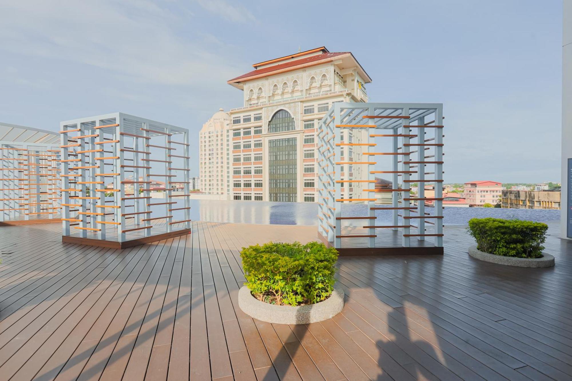Aaira Troika Residence,Kota Bharu Exterior foto